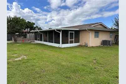 108 SE Soneto Ct, Port Saint Lucie, FL 34983 - Photo 26