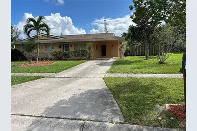 108 SE Soneto Ct, Port Saint Lucie, FL 34983 - Photo 2