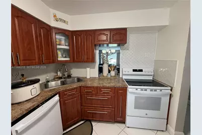 19001 NE 14th Ave #107, Miami, FL 33179 - Photo 6