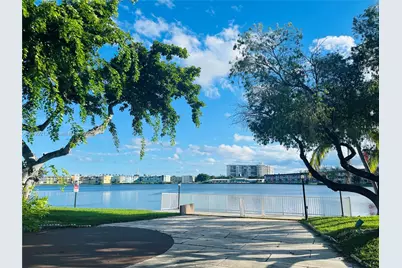 19001 NE 14th Ave #107, Miami, FL 33179 - Photo 18