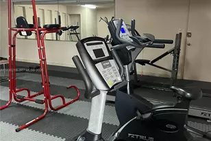 19001 NE 14th Ave, Miami, FL 33179 - Photo 14