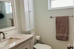 19001 NE 14th Ave, Miami, FL 33179 - Photo 10