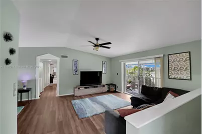 2737 S Oakland Forest Dr #204, Oakland Park, FL 33309 - Photo 6