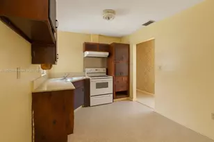 1265 NW 187th St, Miami Gardens, FL 33169 - Photo 8