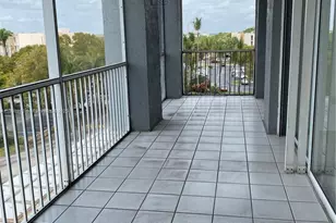 9725 NW 52nd St, Doral, FL 33178 - Photo 4