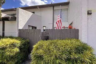 11394 SW 65th St, Miami, FL 33173 - Photo 1