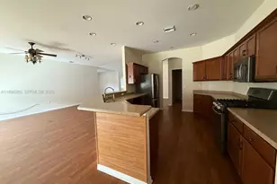 2974 Blackwater Oaks Dr, Lakeland, FL 33860 - Photo 14