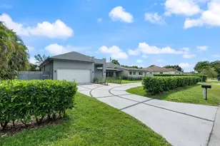 11811 SW 82nd Rd, Miami, FL 33156 - Photo 4