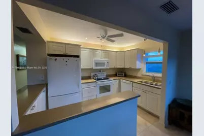 1701 Buchanan St #301, Hollywood, FL 33020 - Photo 4