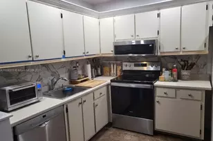 1236 N Hiatus Rd, Pembroke Pines, FL 33026 - Photo 18