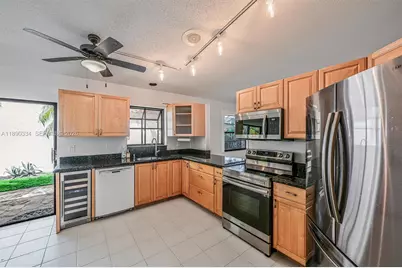 13174 La Lique Ct #13174, Palm Beach Gardens, FL 33410 - Photo 2