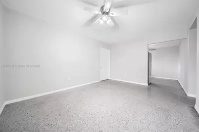 40 W 4th St #5, Hialeah, FL 33010 - Photo 20