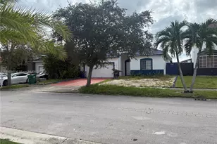 10272 SW 227th Ln, Cutler Bay, FL 33190 - Photo 4