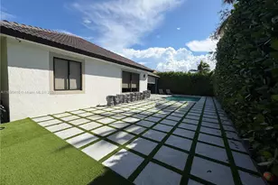 16326 N Mariposa Cir N, Pembroke Pines, FL 33331 - Photo 26
