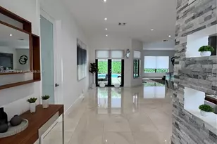 16326 N Mariposa Cir N, Pembroke Pines, FL 33331 - Photo 14