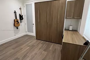 16326 N Mariposa Cir N, Pembroke Pines, FL 33331 - Photo 22