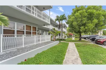 1905 Calais Dr #5, Miami Beach, FL 33141 - Photo 4