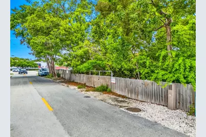 1032 Snapper Ln, Key Largo, FL 33037 - Photo 1