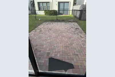 9079 SW 35th St, Miramar, FL 33025 - Photo 20