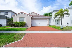 4810 SW 153rd Terrace, Miramar, FL 33027 - Photo 2