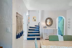 3650 N Bay Homes Dr, Miami, FL 33133 - Photo 18