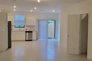 1461 NE 5th Ave, Florida City, FL 33034 - Photo 2