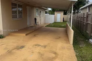 5633 SW 40th St, West Park, FL 33023 - Photo 22