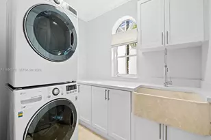 821 SE 2nd Ct, Fort Lauderdale, FL 33301 - Photo 48