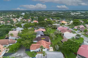 2330 Dover, Weston, FL 33326 - Photo 4