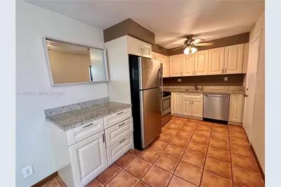 1824 Monroe St #4, Hollywood, FL 33020 - Photo 6