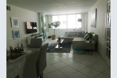 5005 Collins Ave #322, Miami Beach, FL 33140 - Photo 4