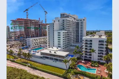 5401 Collins Ave #819, Miami Beach, FL 33140 - Photo 4