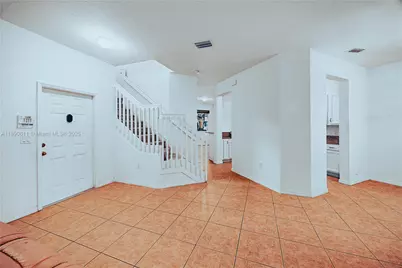 8928 SW 18th St, Miramar, FL 33025 - Photo 6