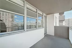 250 174th St, Sunny Isles Beach, FL 33160 - Photo 38