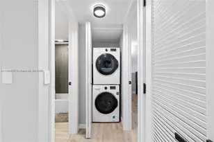 10444 NW 30th Ct, Sunrise, FL 33322 - Photo 6