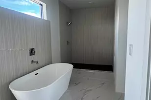 17921 SW 149th Ct, Miami, FL 33187 - Photo 14