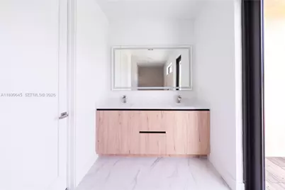 17921 SW 149th Ct, Miami, FL 33187 - Photo 26