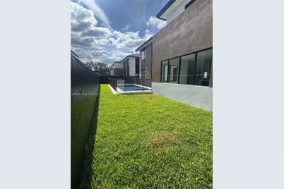 17921 SW 149th Ct, Miami, FL 33187 - Photo 28