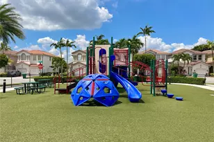 10807 NW 84th Ln, Doral, FL 33178 - Photo 18