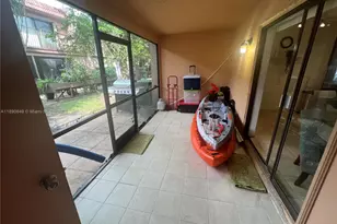 12 Madrid Ln, Davie, FL 33324 - Photo 24