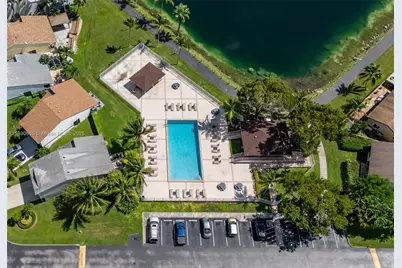 10048 SW 221st St, Cutler Bay, FL 33190 - Photo 36