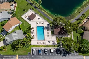 10048 SW 221st St, Cutler Bay, FL 33190 - Photo 36