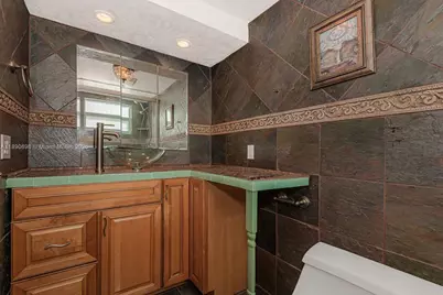 3990 NW 42nd Ave #302, Lauderdale Lakes, FL 33319 - Photo 22