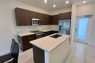 8301 NW 41st St, Doral, FL 33166 - Photo 14