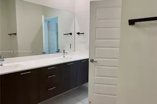 8301 NW 41st St, Doral, FL 33166 - Photo 26