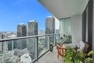 1010 Brickell Ave, Miami, FL 33131 - Photo 8