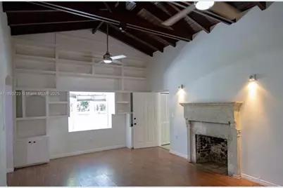 3050 Alton Rd, Miami Beach, FL 33140 - Photo 10