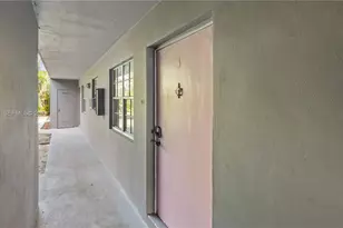 400 SE 31st St, Fort Lauderdale, FL 33316 - Photo 8