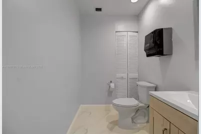 10620 NW 27th St #D-101, Doral, FL 33172 - Photo 4