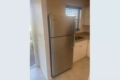 8500 Sunrise Lakes Blvd #106, Sunrise, FL 33322 - Photo 10